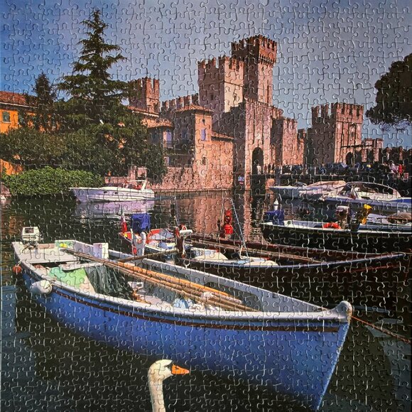 Scaliger Castle, Lake Gardas, Italy, 1000 piece puzzle, Mega Brands - Picture 3 of 4